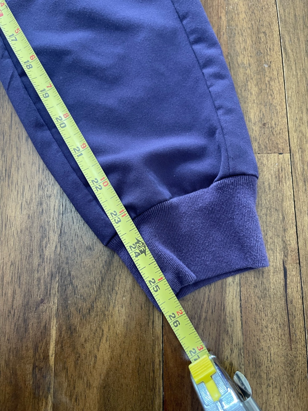 FIGS Purple Scrub Set XXS Rafaela oversized Top and XXS petite Jogger Pants - Picture 10 of 15